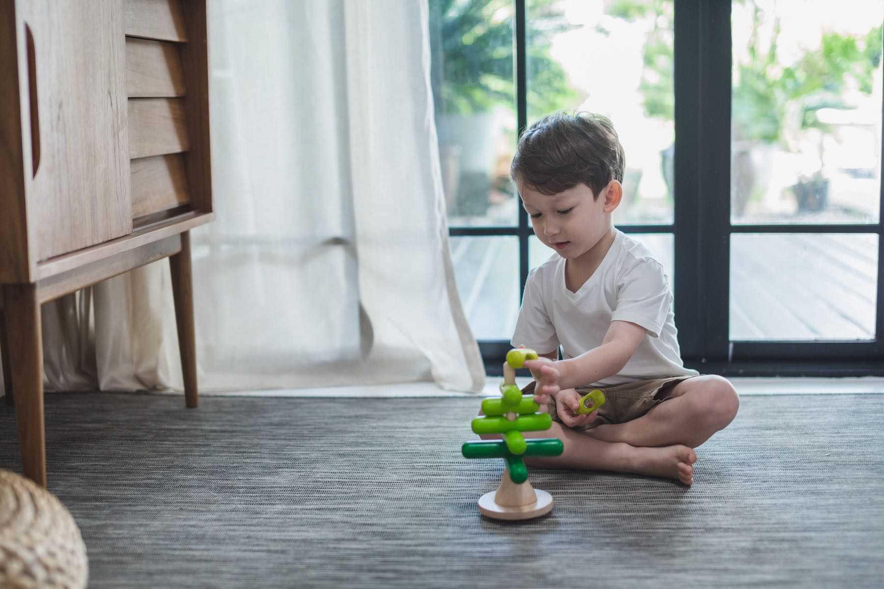 PlanToys - Stacking Tree - PlanToys - littleyoyo.ca