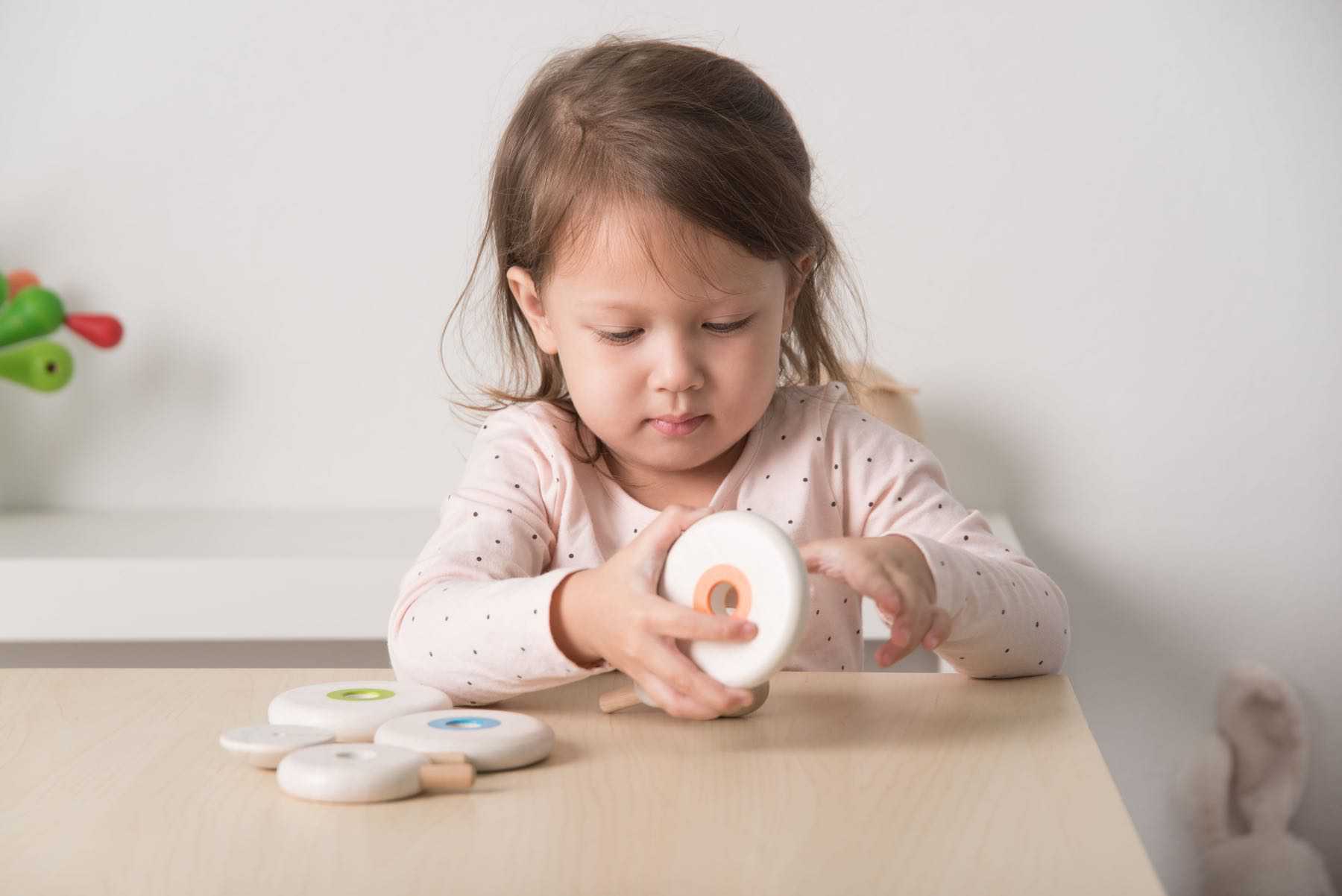 PlanToys - Lacing Sheep - PlanToys - littleyoyo.ca