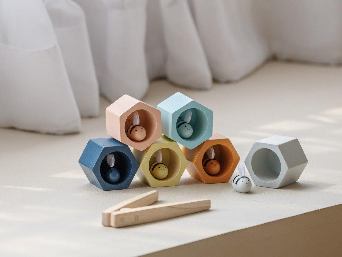 PlanToys - Beehives - Orchard - PlanToys - littleyoyo.ca