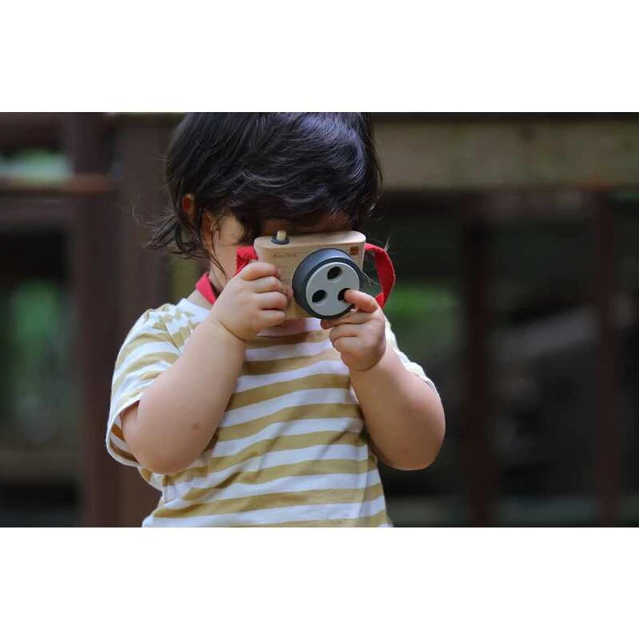 PlanToys - Coloured Snap Camera - PlanToys - littleyoyo.ca