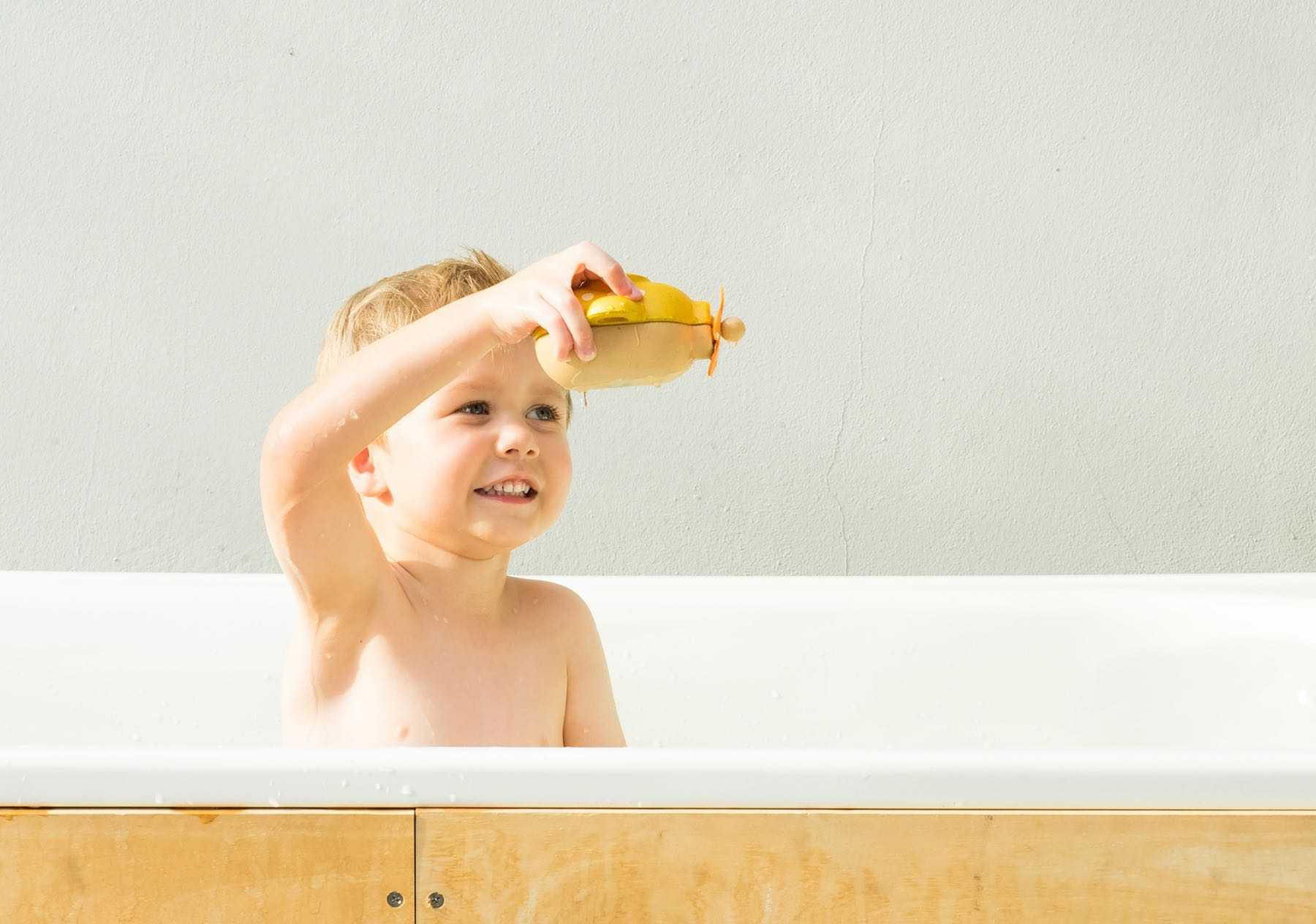 PlanToys - Submarine - PlanToys - littleyoyo.ca