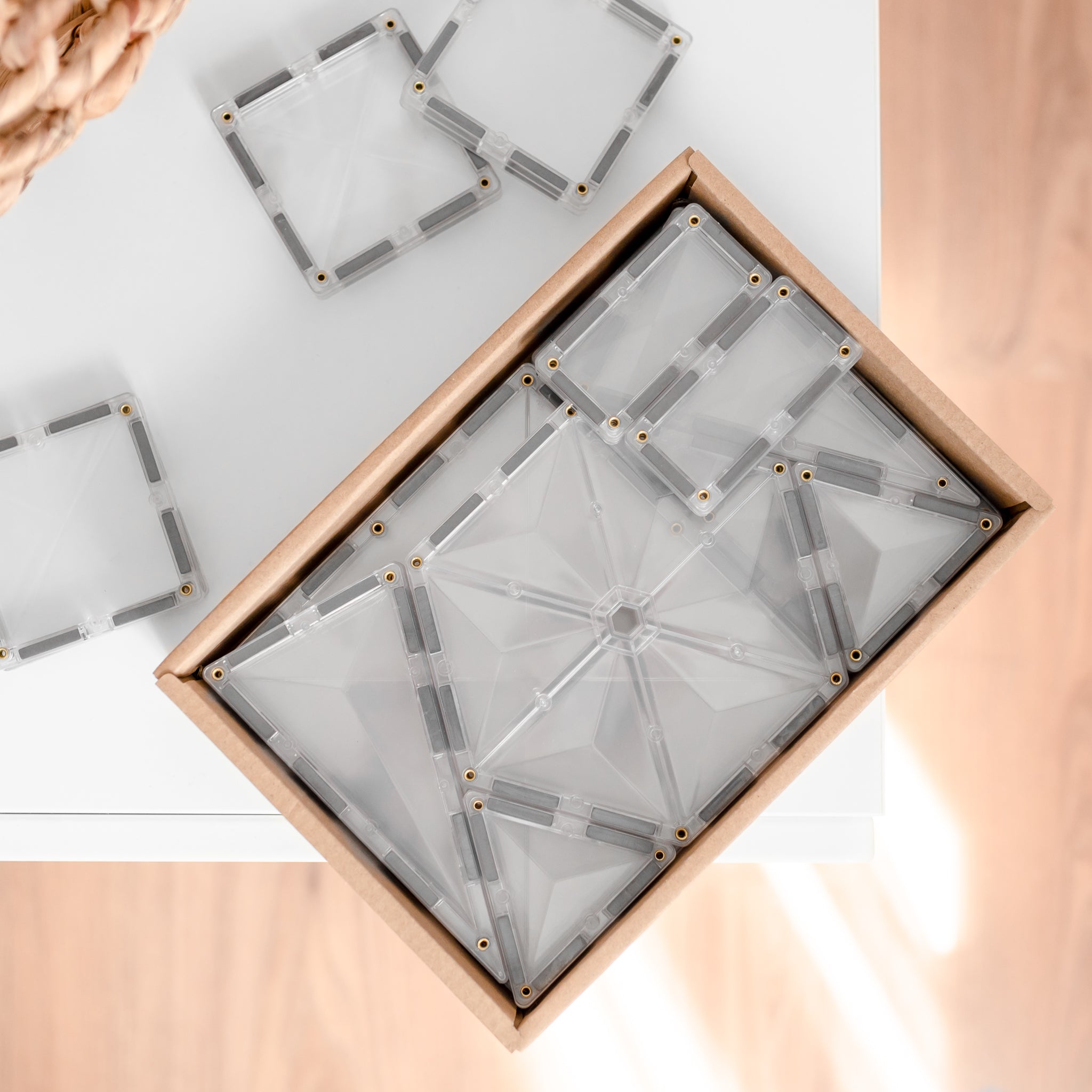 Connetix - Clear Starter Pack - 34 Piece Magnetic Tiles - Connetix - littleyoyo.ca