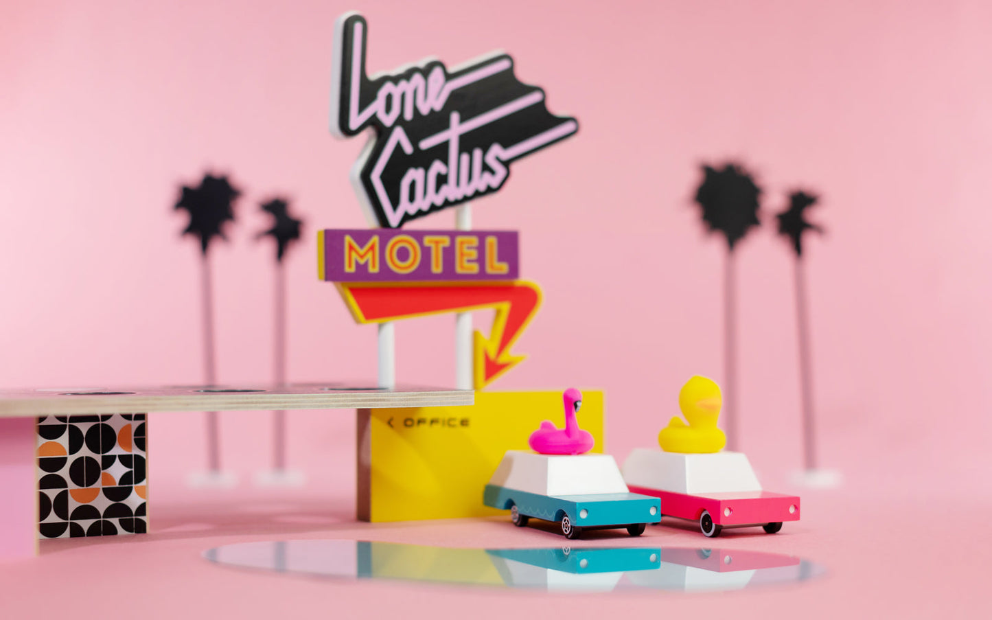 Candylab - Candycar Flamingo Wagon