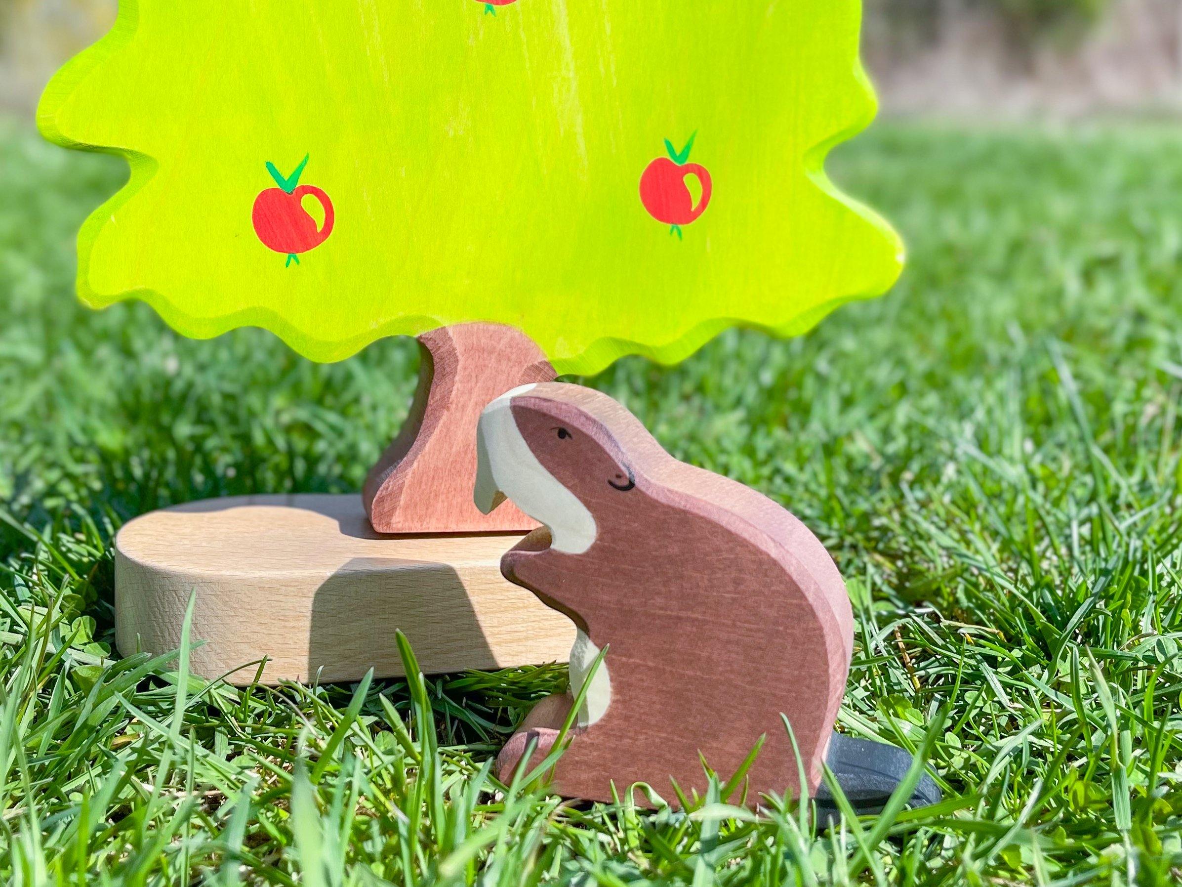 Holztiger - Beaver Wooden Figure - Holztiger - littleyoyo.ca