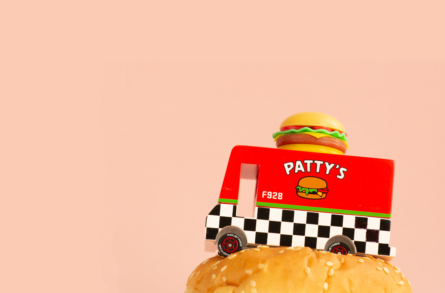 Candylab - Candyvan Pattys Hamburger Van - Candylab - littleyoyo.ca