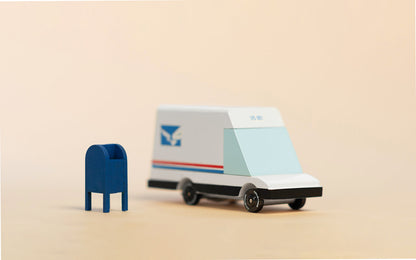 Candylab - Candyvan Futuristic Mail Van