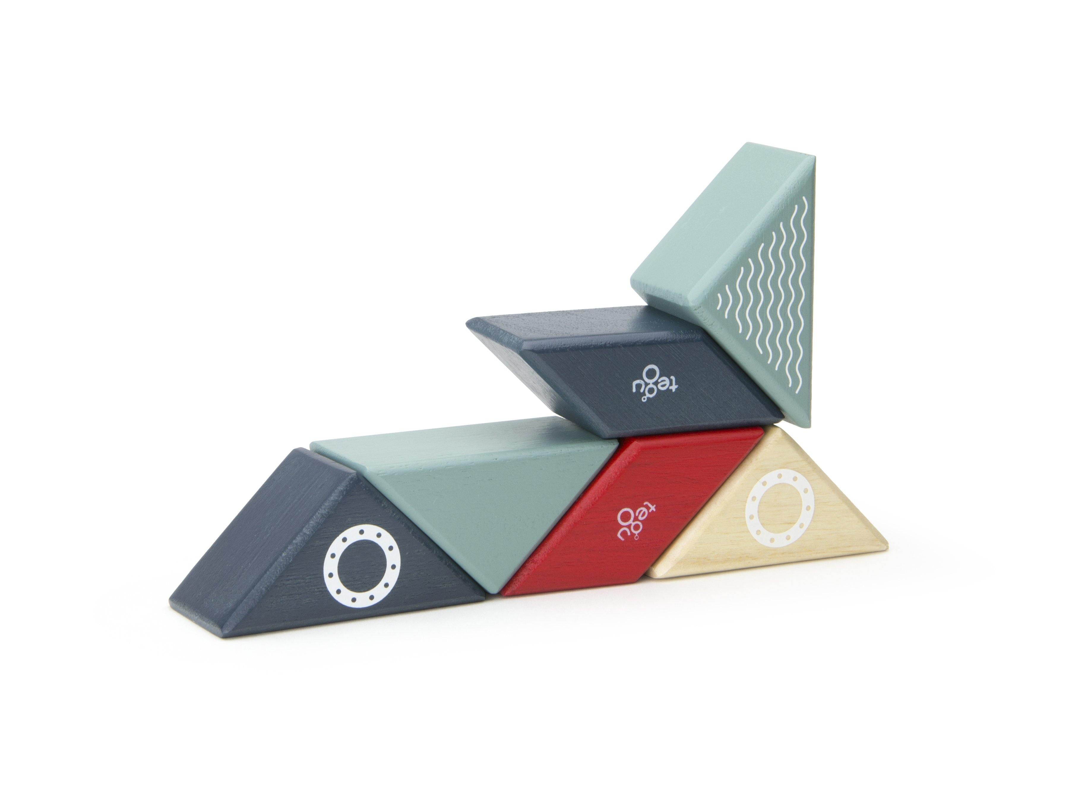 Tegu - Travel Pals - Tugboat - Tegu - littleyoyo.ca