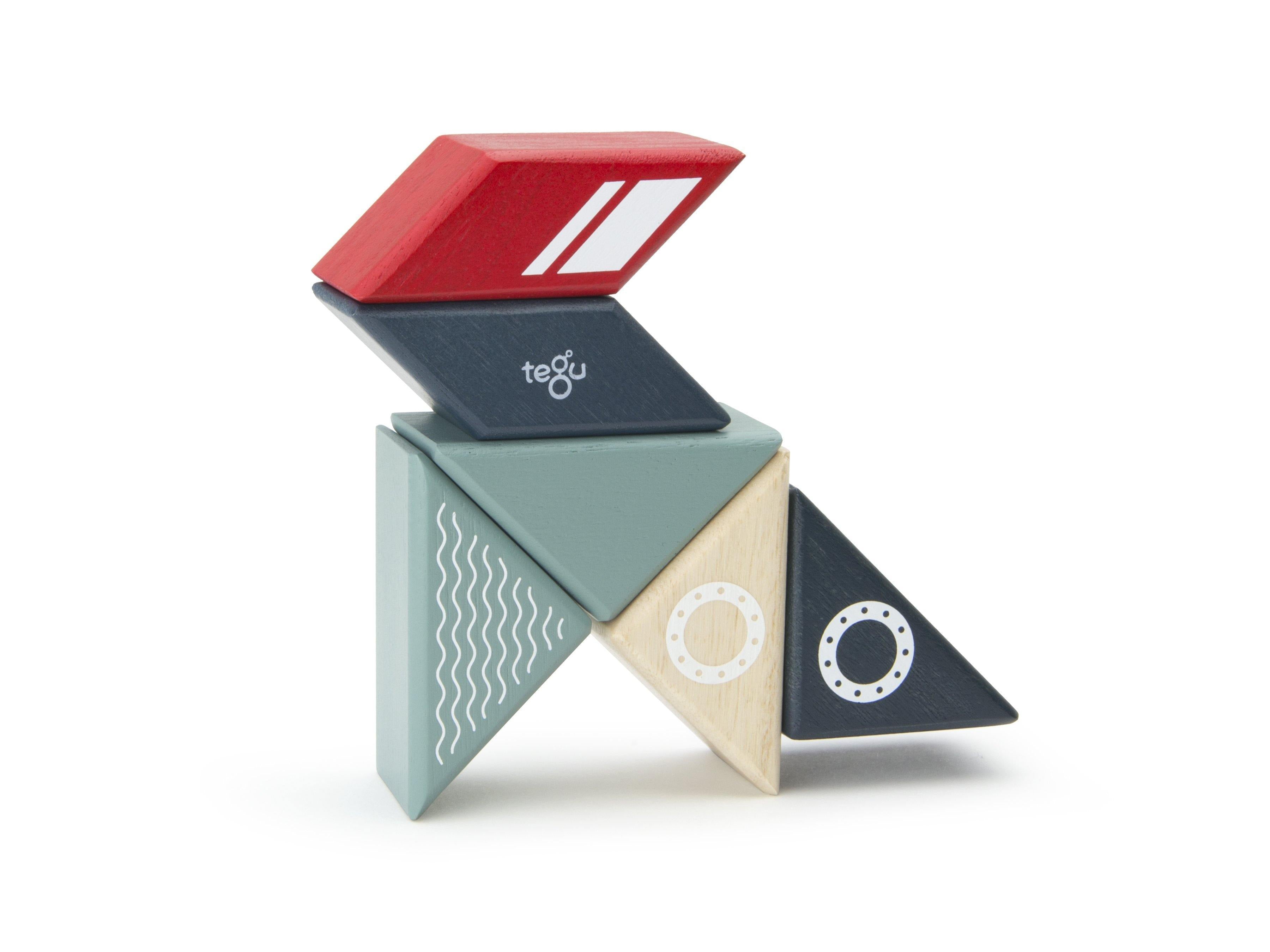 Tegu - Travel Pals - Tugboat - Tegu - littleyoyo.ca