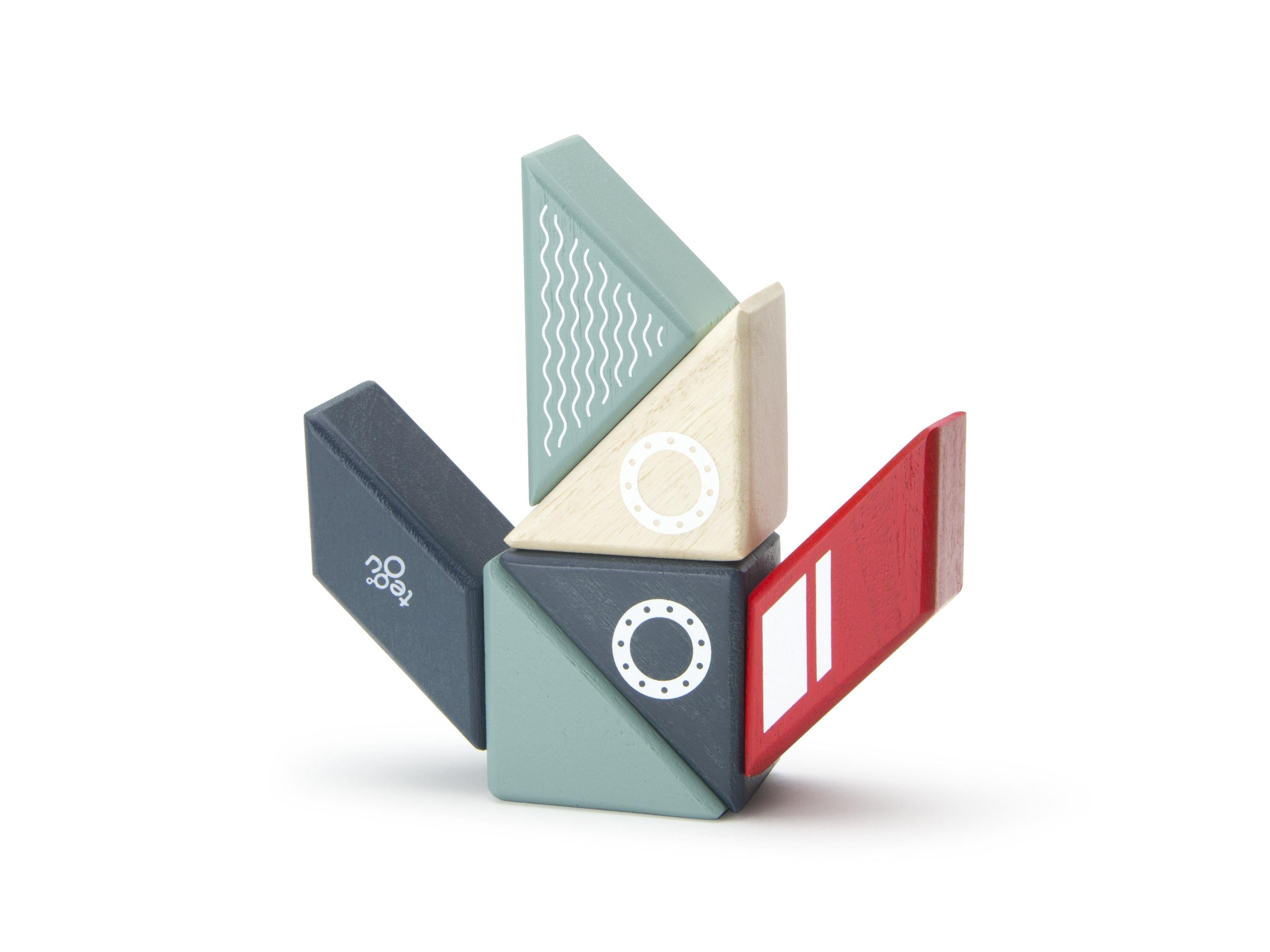 Tegu - Travel Pals - Tugboat - Tegu - littleyoyo.ca