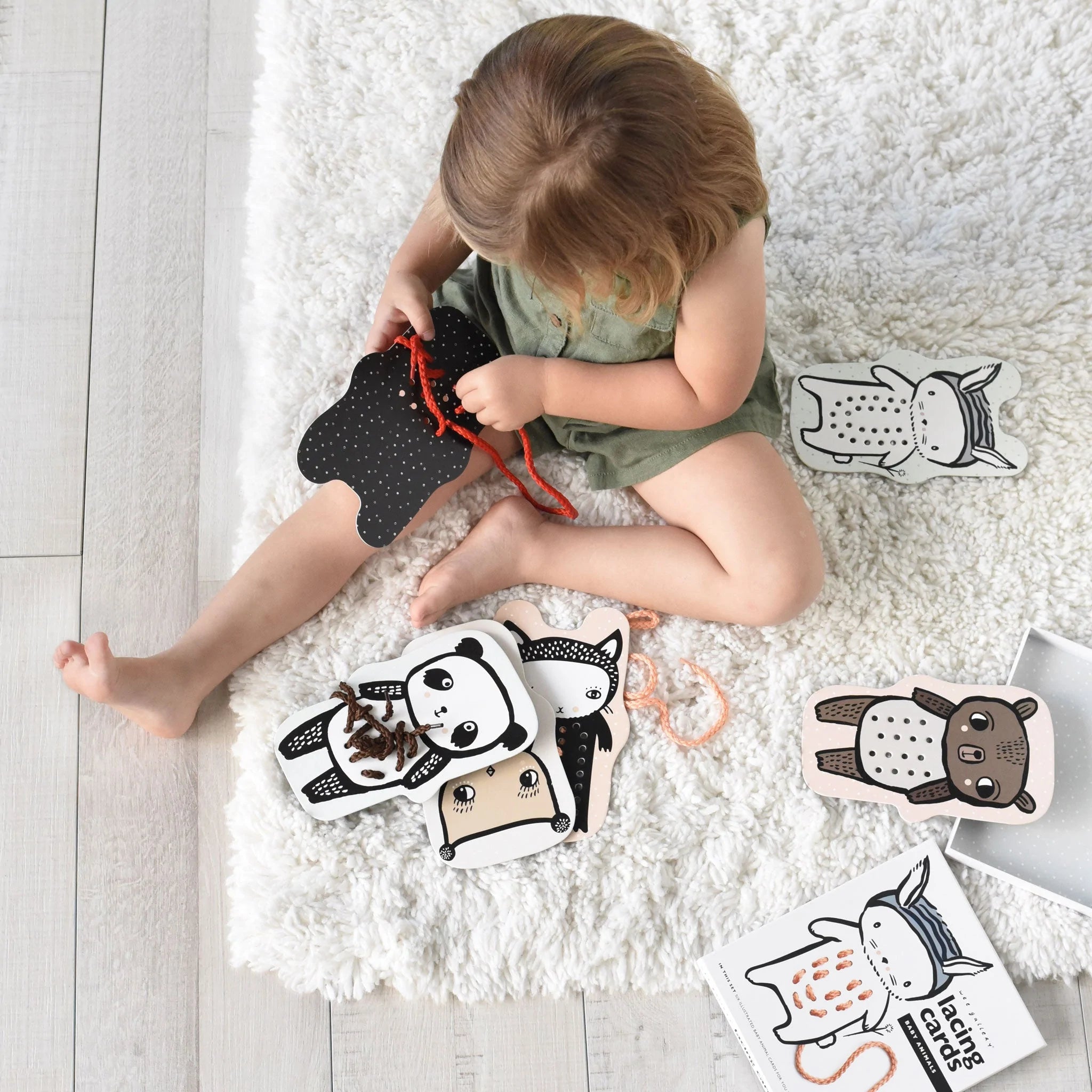 Wee Gallery - Lacing Cards - Baby Animals - Wee Gallery - littleyoyo.ca