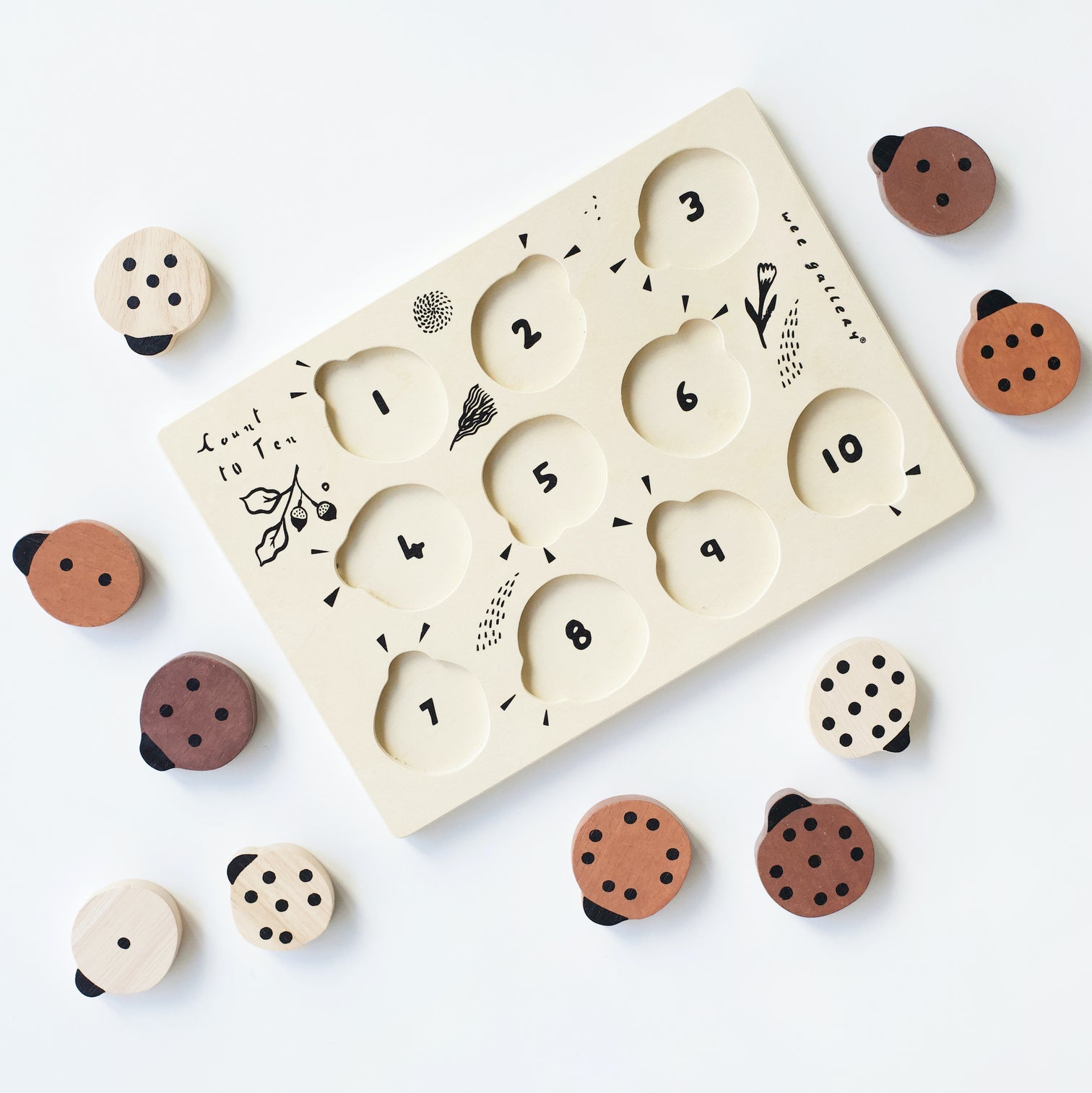 Wee Gallery - Wooden Tray Puzzle - Count to 10 Ladybugs - Wee Gallery - littleyoyo.ca