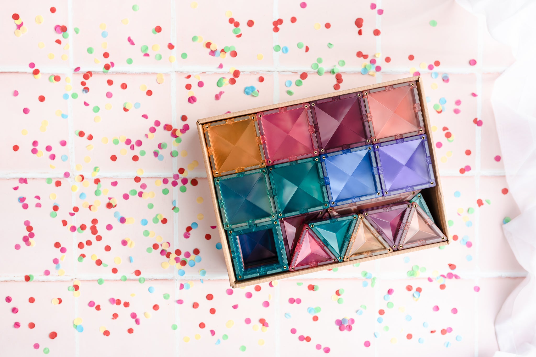 Connetix - 120 Piece Pastel Creative Pack Magnetic Tiles